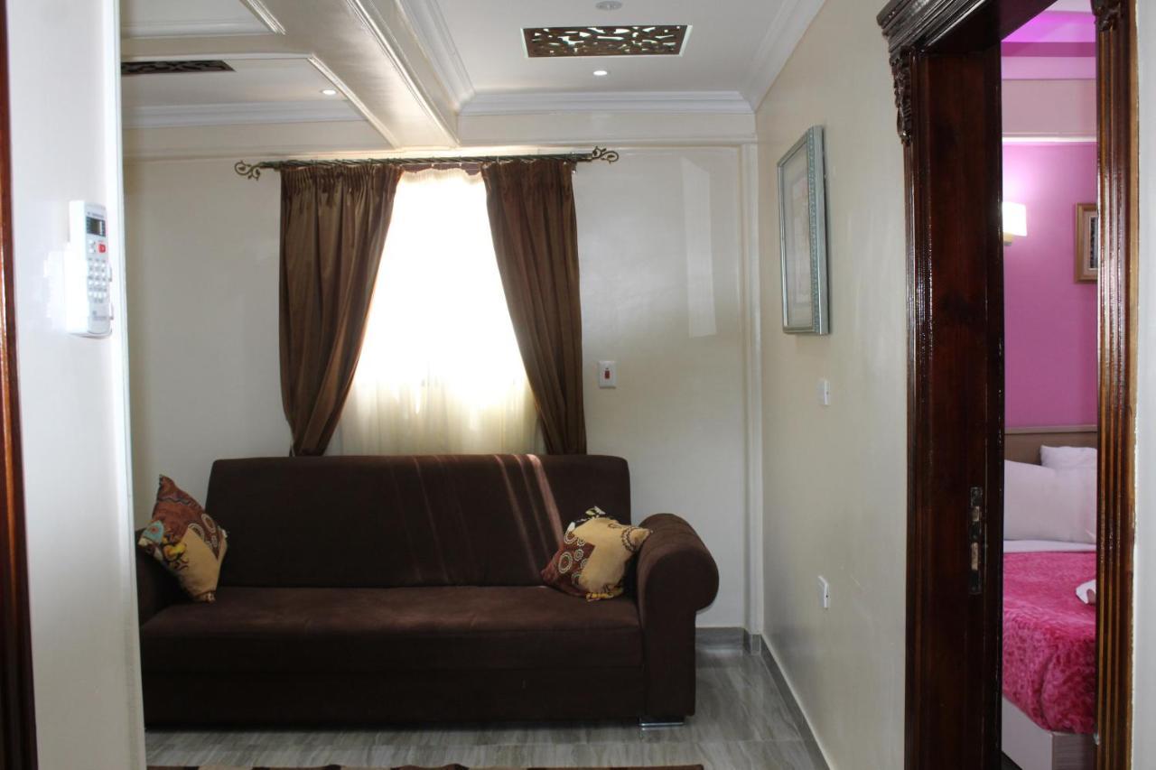 Hotel Amin 3*