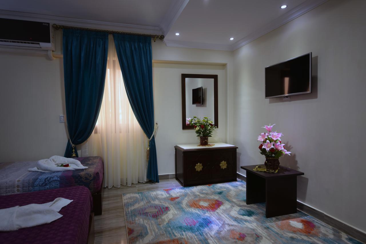 Hotel Amin 3*